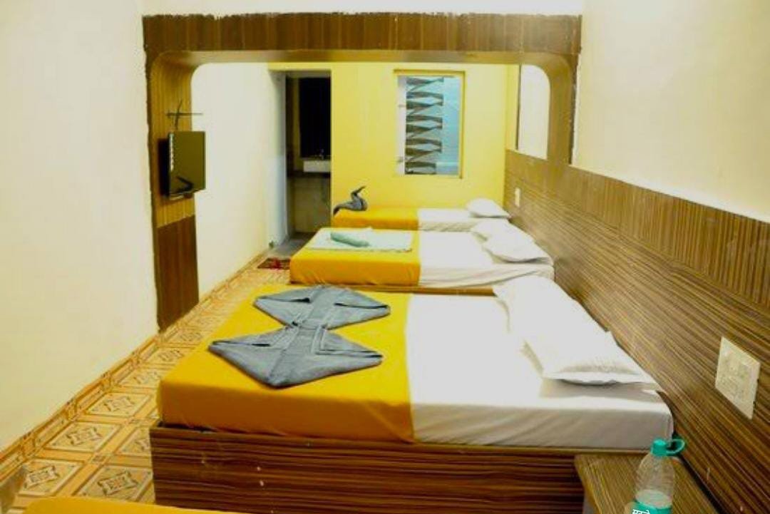 Signature Suite at Shree Mahakaleshwar Bhakt Niwas